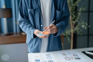 Leia mais sobre o artigo Desvende o Marketing Sensorial Digital: Estratégias Inovadoras para Criar Conexões Emocionais Que Disparam Suas Vendas