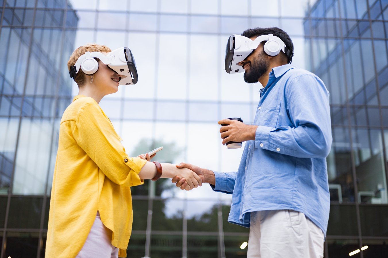 Leia mais sobre o artigo Por que a obsessão por ‘mais leads’ está matando empresas em 2025 — e como a IA vai revolucionar essa realidade em 2026